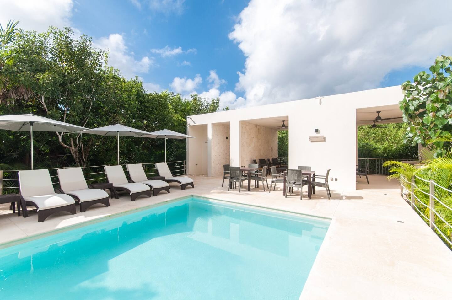beach front vacation villa Saint Martin